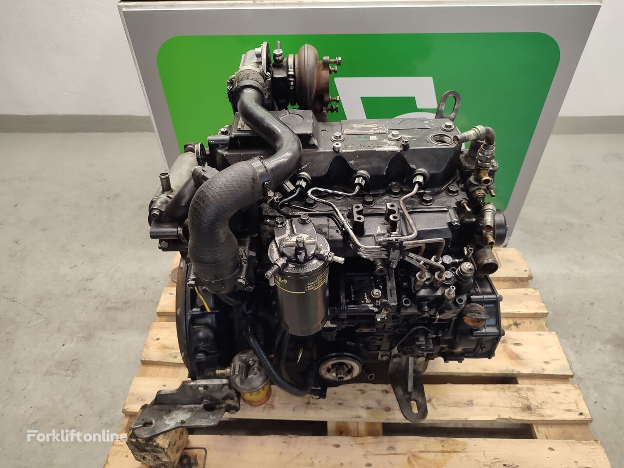 New Holland LM 5020 (4TNV98T) engine for telehandler